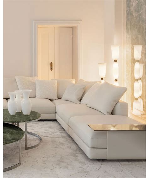 nuova collezione versace home presentata al salone del mobile 2019|VERSACE HOME AL SALONE DEL MOBILE.